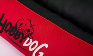 Pelíšek PRESTIGE červeno-černý vzor kostky Cordura – detail švy